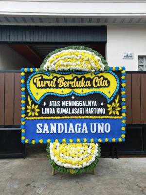 Papan Bunga Duka di Sampang